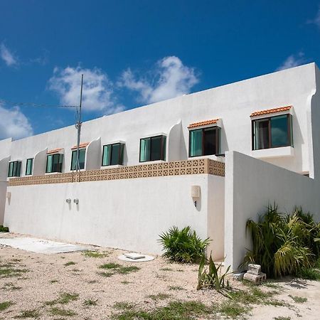 97982 New Modern Villa, Private Pool, High Internet Speed, 2 Blocks From The Beach Pueblo Pueblo Chicxulub المظهر الخارجي الصورة