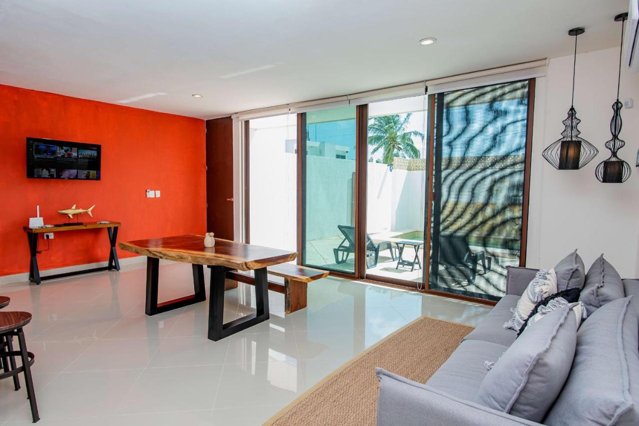 97982 New Modern Villa, Private Pool, High Internet Speed, 2 Blocks From The Beach Pueblo Pueblo Chicxulub المظهر الخارجي الصورة